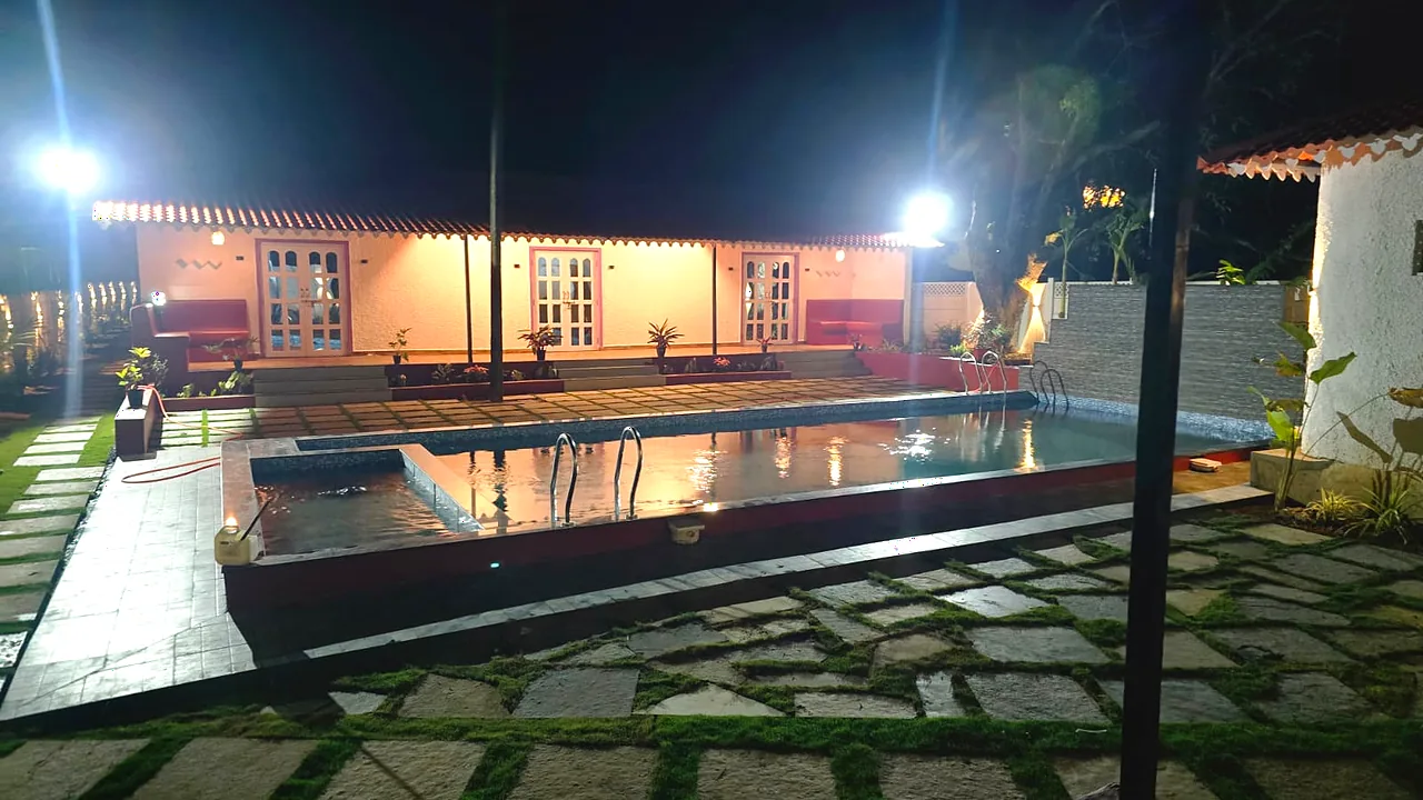 Floodlit villa